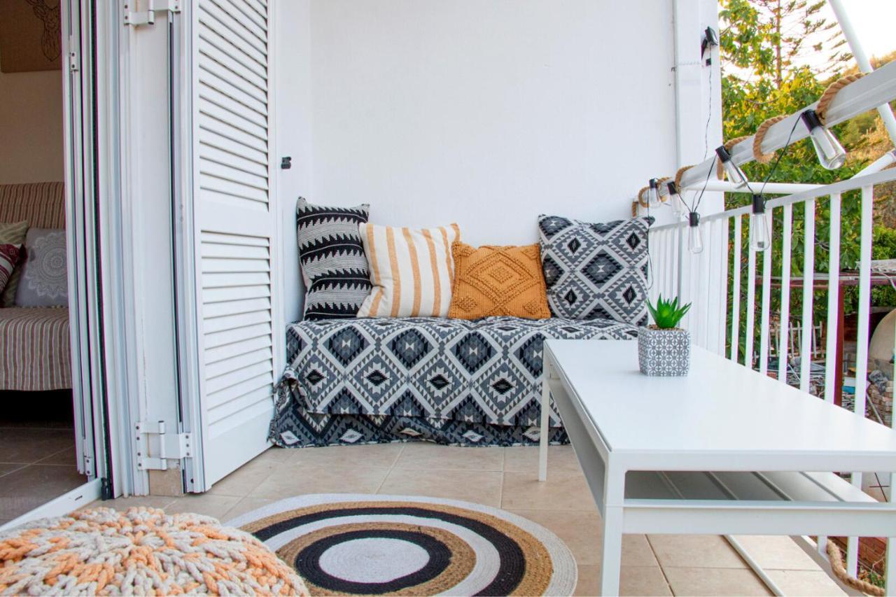 Summer Feel Suites Poros Town Exterior photo