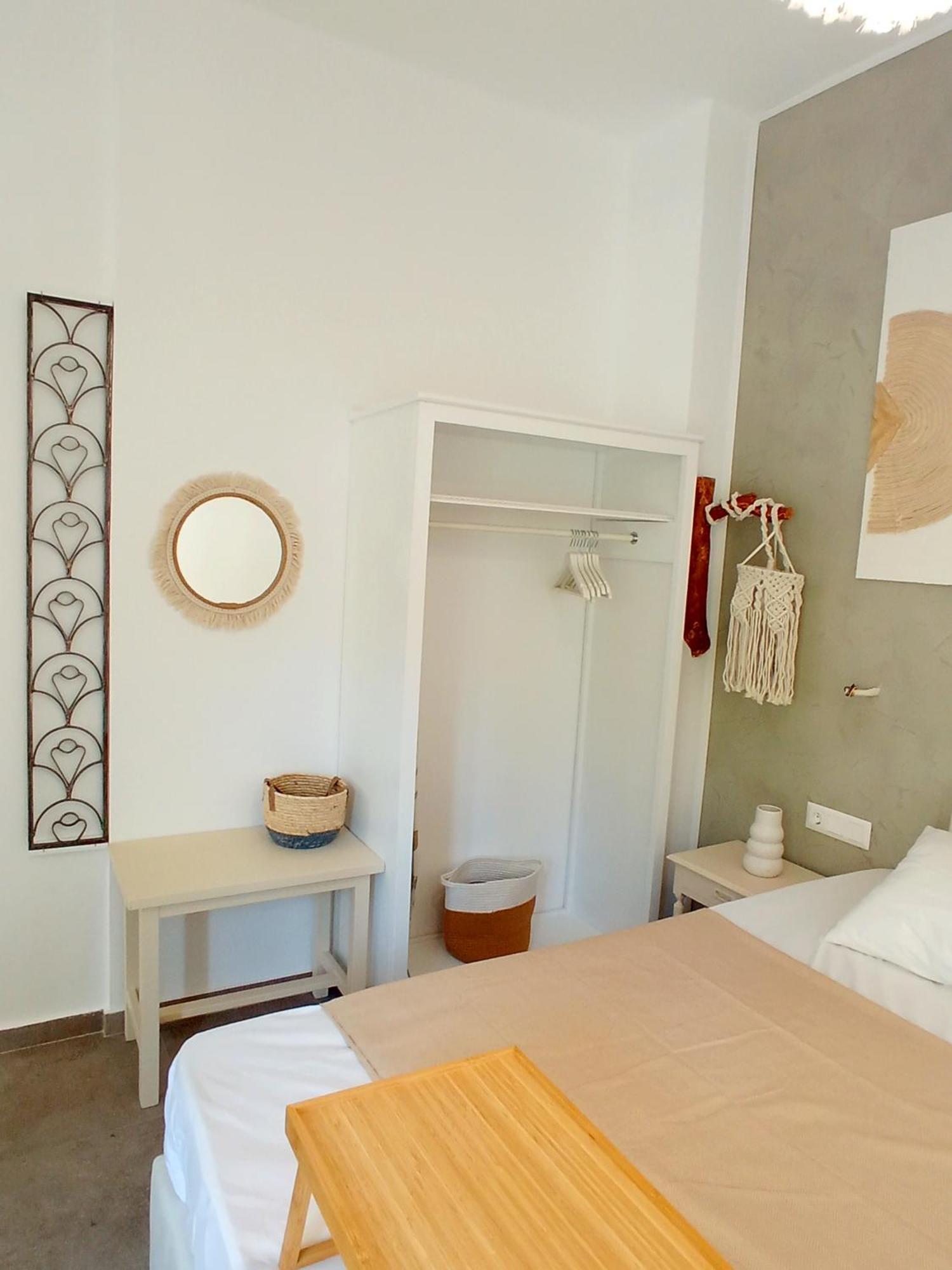 Summer Feel Suites Poros Town Exterior photo